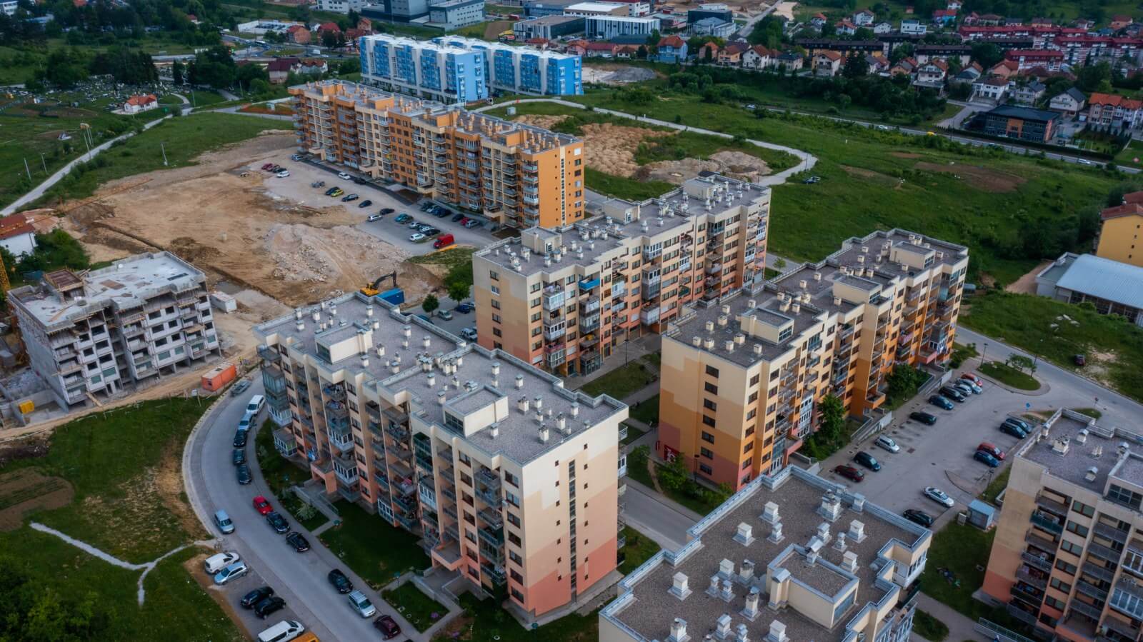 Stambeno-poslovni objekat Zavidovići